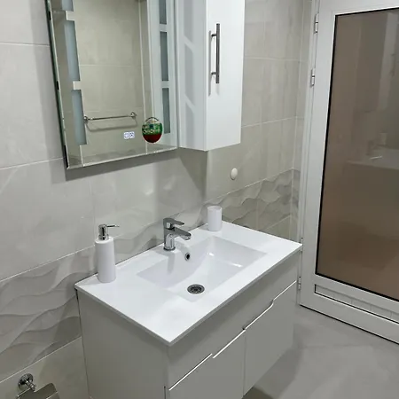 شقة White Pearl - Location, Bright & Spacious, Newly Renovated صوفيا