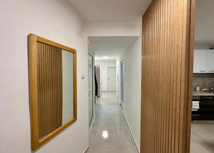 White Pearl - Location, Bright & Spacious, Newly Renovated Sofía