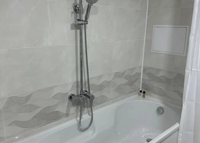 White Pearl - Location, Bright & Spacious, Newly Renovated Apartamento Sofía